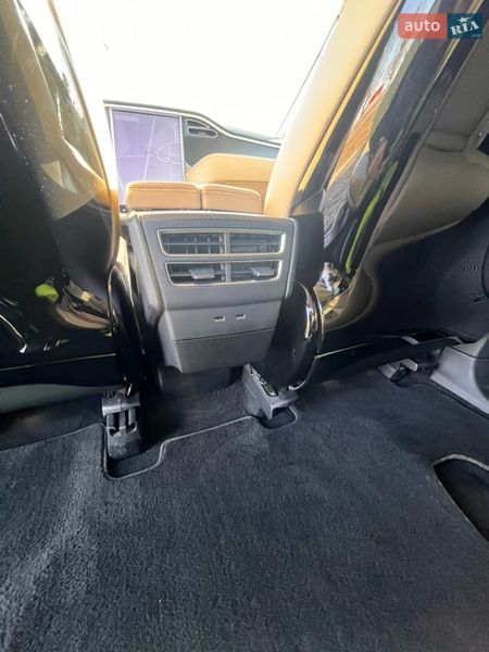 Позашляховик / Кросовер Tesla Model X 2016 в Бродах