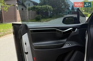 Внедорожник / Кроссовер Tesla Model X 2016 в Чернигове