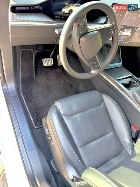 Внедорожник / Кроссовер Tesla Model X 2023 в Запорожье