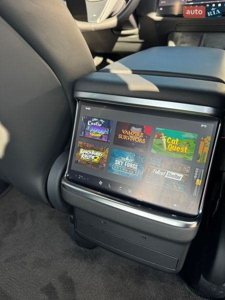 Внедорожник / Кроссовер Tesla Model X 2023 в Запорожье