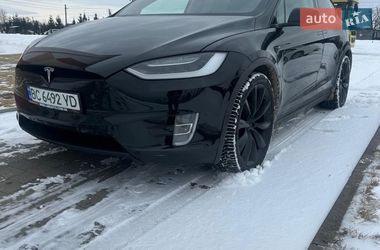 Позашляховик / Кросовер Tesla Model X 2018 в Львові