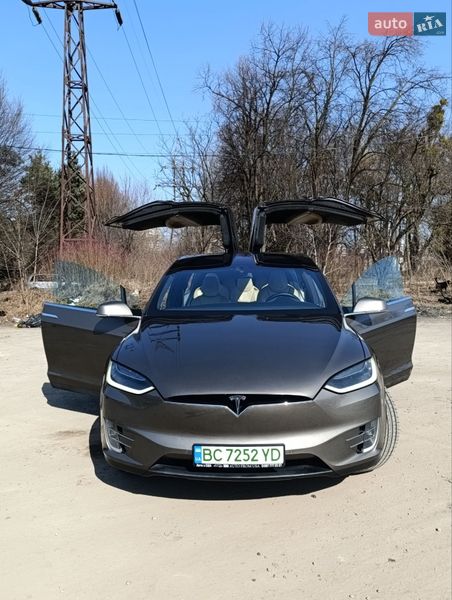 Внедорожник / Кроссовер Tesla Model X 2015 в Львове