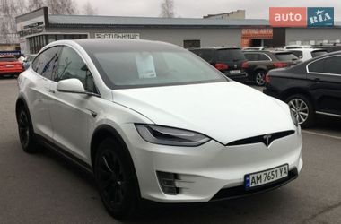Позашляховик / Кросовер Tesla Model X 2018 в Житомирі