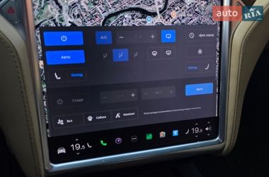 Внедорожник / Кроссовер Tesla Model X 2017 в Кривом Роге