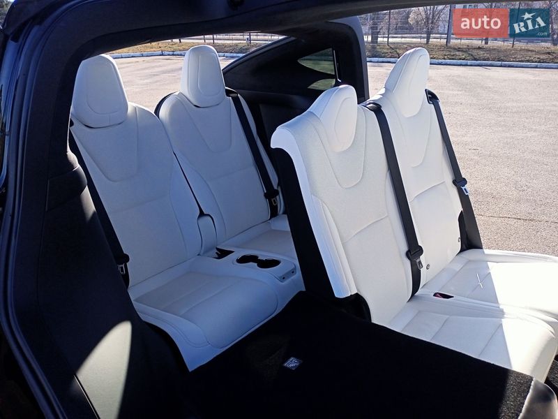 Позашляховик / Кросовер Tesla Model X 2022 в Харкові