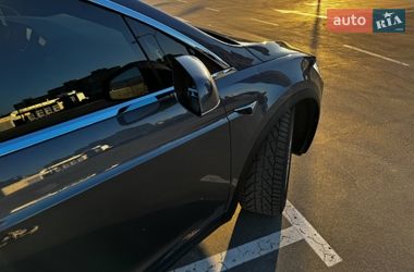 Внедорожник / Кроссовер Tesla Model X 2020 в Киеве
