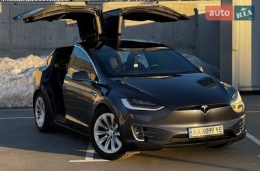 Внедорожник / Кроссовер Tesla Model X 2020 в Киеве