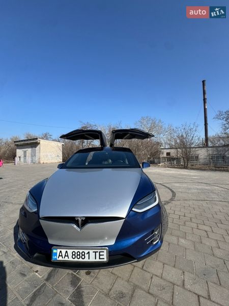 Внедорожник / Кроссовер Tesla Model X 2018 в Горишних Плавнях