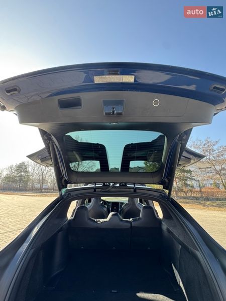 Внедорожник / Кроссовер Tesla Model X 2018 в Горишних Плавнях