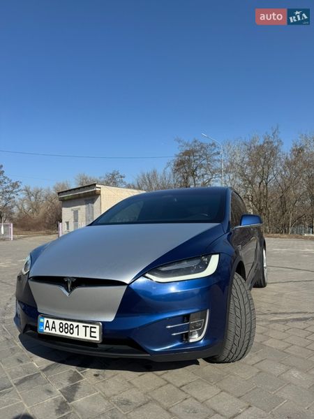 Внедорожник / Кроссовер Tesla Model X 2018 в Горишних Плавнях