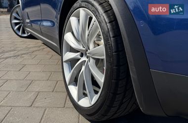 Внедорожник / Кроссовер Tesla Model X 2018 в Горишних Плавнях