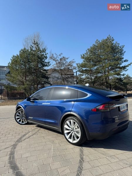 Внедорожник / Кроссовер Tesla Model X 2018 в Горишних Плавнях