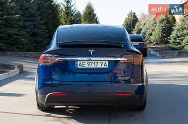 Позашляховик / Кросовер Tesla Model X 2020 в Дніпрі