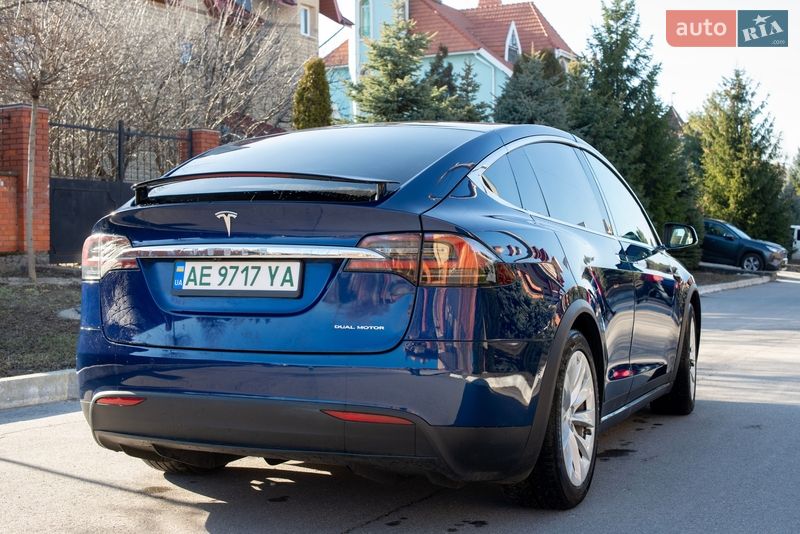Позашляховик / Кросовер Tesla Model X 2020 в Дніпрі