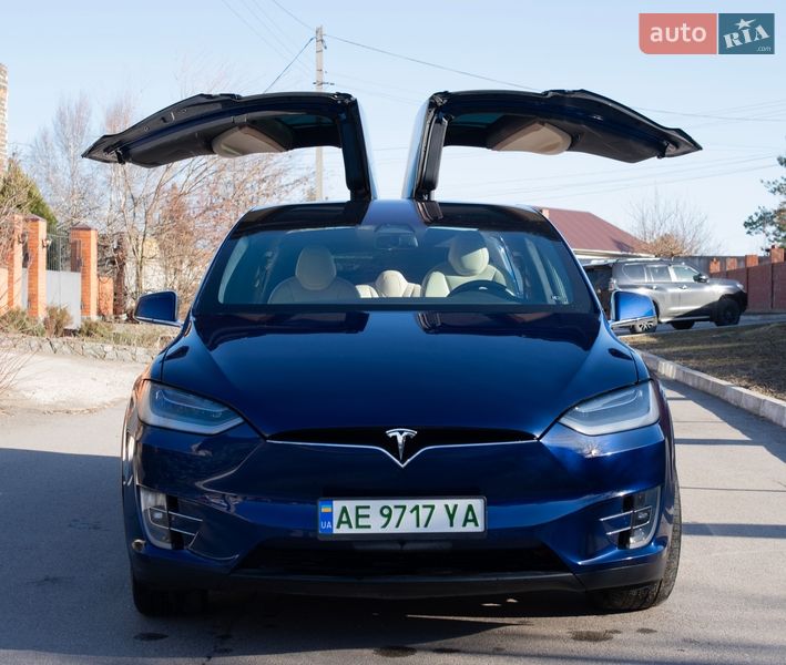 Позашляховик / Кросовер Tesla Model X 2020 в Дніпрі