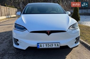 Внедорожник / Кроссовер Tesla Model X 2019 в Киеве