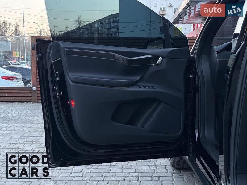 Внедорожник / Кроссовер Tesla Model X 2019 в Одессе