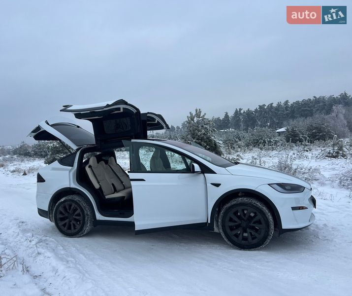 Позашляховик / Кросовер Tesla Model X 2024 в Києві фото 21 Позашляховик / Кросовер Tesla Model X 2024 в Києві