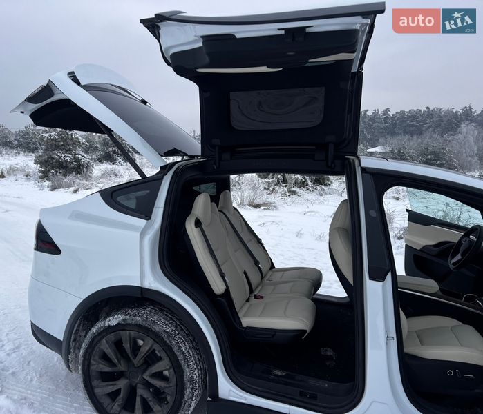 Позашляховик / Кросовер Tesla Model X 2024 в Києві фото 24 Позашляховик / Кросовер Tesla Model X 2024 в Києві
