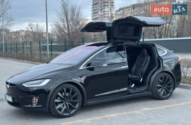 Позашляховик / Кросовер Tesla Model X 2018 в Кам'янському
