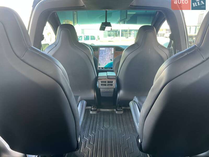 Внедорожник / Кроссовер Tesla Model X 2019 в Одессе