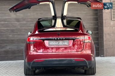 Внедорожник / Кроссовер Tesla Model X 2016 в Николаеве