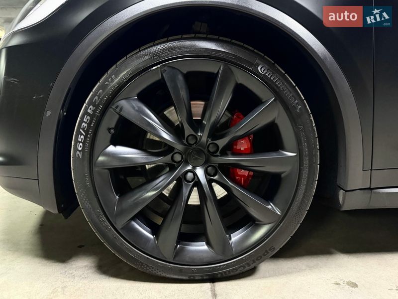 Внедорожник / Кроссовер Tesla Model X 2020 в Киеве