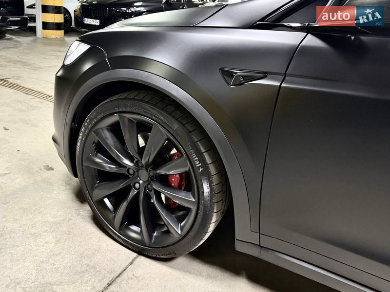 Внедорожник / Кроссовер Tesla Model X 2020 в Киеве