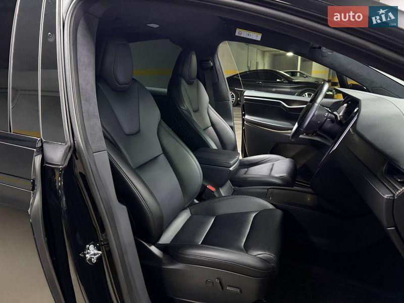 Внедорожник / Кроссовер Tesla Model X 2020 в Киеве