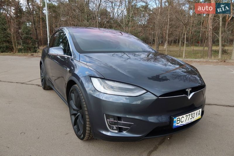 Внедорожник / Кроссовер Tesla Model X 2018 в Киеве