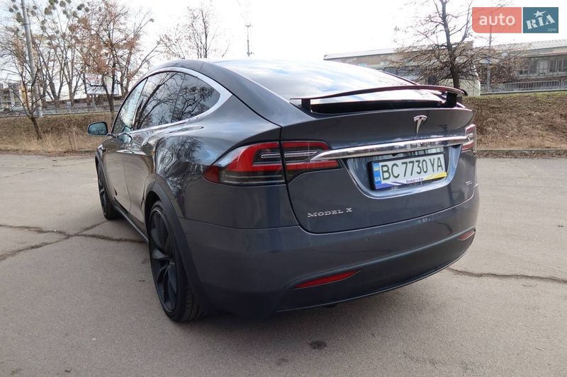 Внедорожник / Кроссовер Tesla Model X 2018 в Киеве