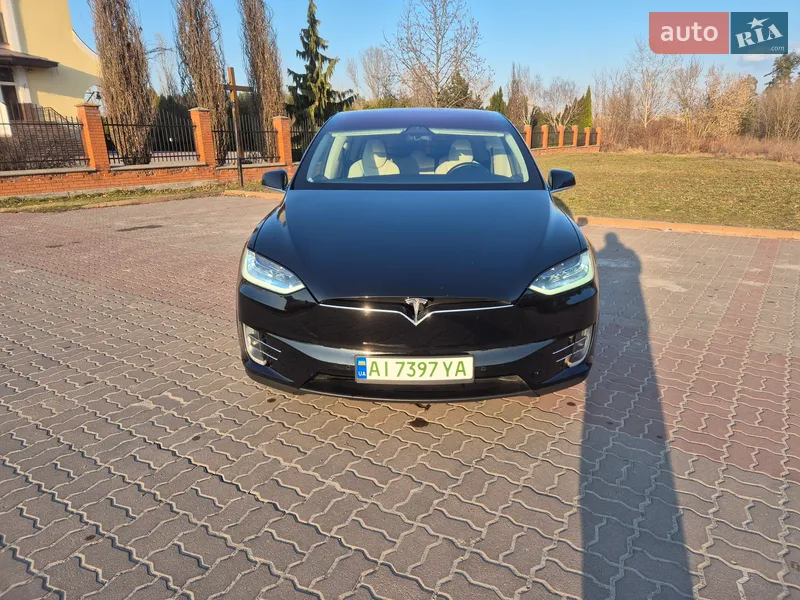 Tesla Model X