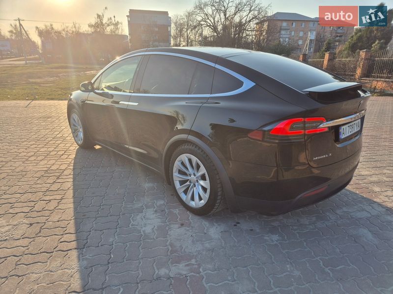 Внедорожник / Кроссовер Tesla Model X 2018 в Киеве