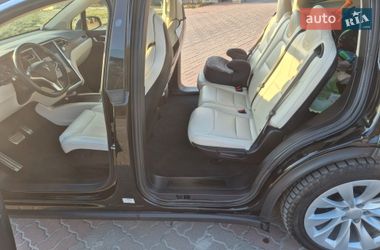 Внедорожник / Кроссовер Tesla Model X 2018 в Киеве