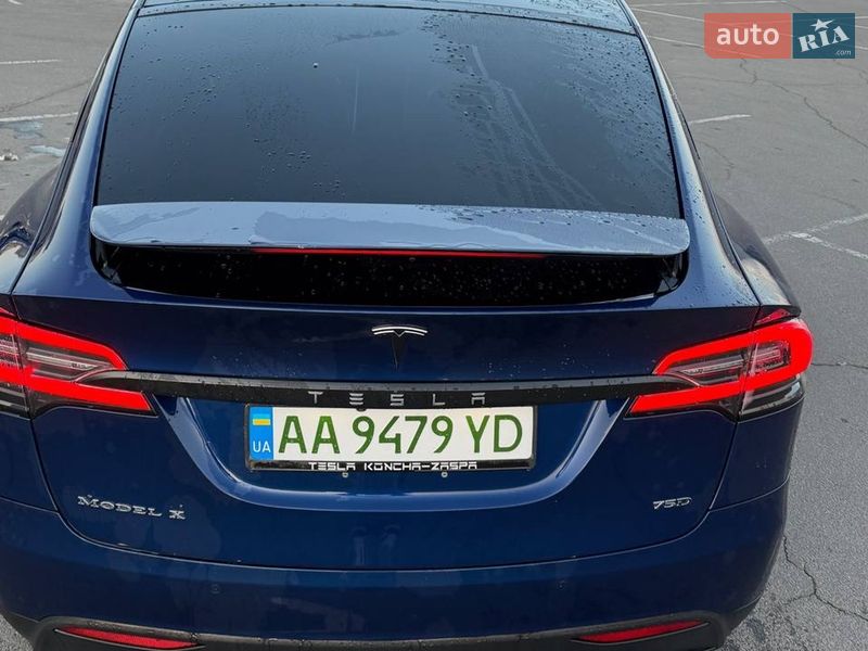Внедорожник / Кроссовер Tesla Model X 2016 в Киеве
