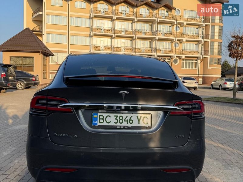 Позашляховик / Кросовер Tesla Model X 2018 в Львові фото 6 Позашляховик / Кросовер Tesla Model X 2018 в Львові