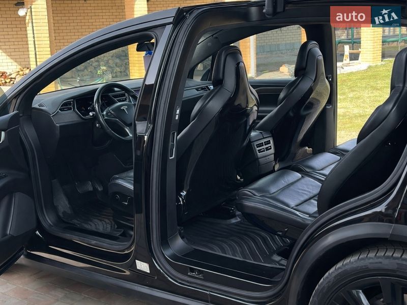 Внедорожник / Кроссовер Tesla Model X 2016 в Владимире фото 9 Внедорожник / Кроссовер Tesla Model X 2016 в Владимире
