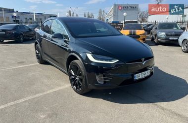 Внедорожник / Кроссовер Tesla Model X 2018 в Киеве