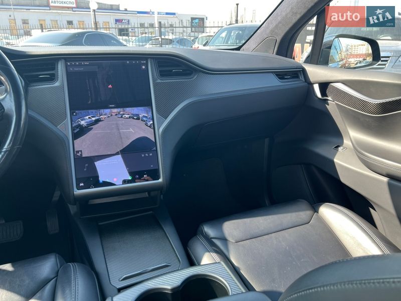Позашляховик / Кросовер Tesla Model X 2018 в Києві