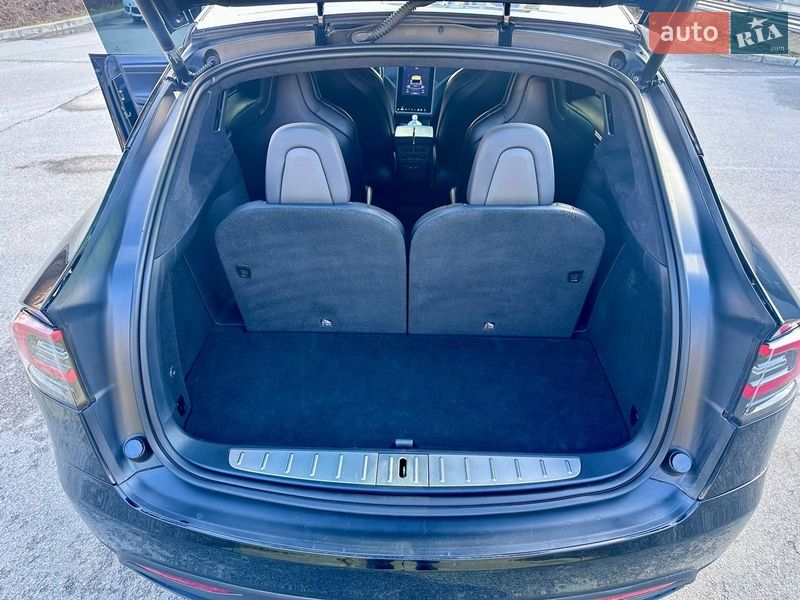 Внедорожник / Кроссовер Tesla Model X 2019 в Днепре фото 22 Внедорожник / Кроссовер Tesla Model X 2019 в Днепре