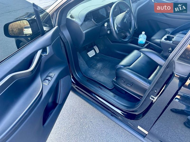 Внедорожник / Кроссовер Tesla Model X 2019 в Днепре фото 17 Внедорожник / Кроссовер Tesla Model X 2019 в Днепре