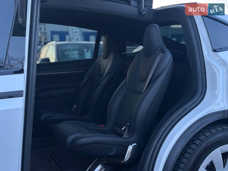 Внедорожник / Кроссовер Tesla Model X 2023 в Киеве фото 14 Внедорожник / Кроссовер Tesla Model X 2023 в Киеве