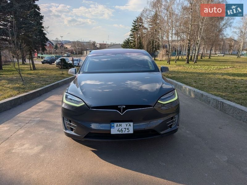 Позашляховик / Кросовер Tesla Model X 2020 в Києві