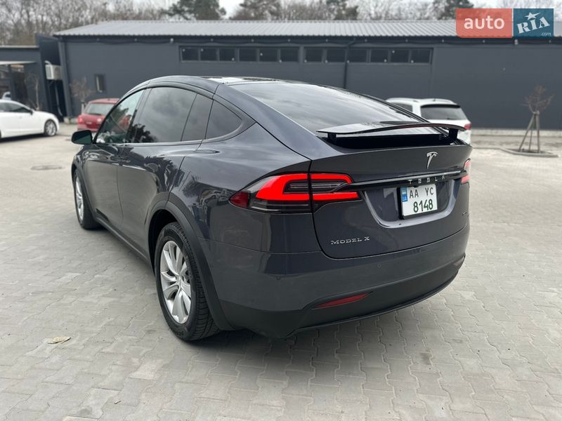 Внедорожник / Кроссовер Tesla Model X 2016 в Белой Церкви