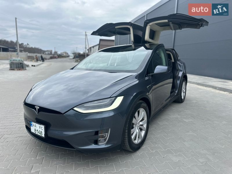 Внедорожник / Кроссовер Tesla Model X 2016 в Белой Церкви