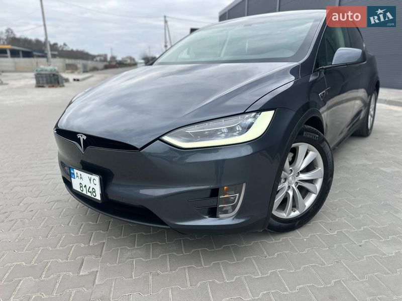 Внедорожник / Кроссовер Tesla Model X 2016 в Белой Церкви