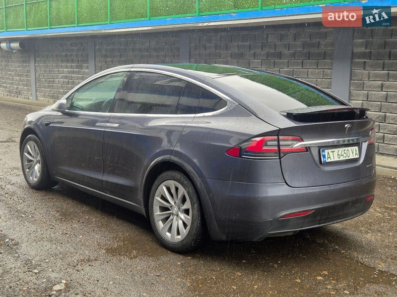 Позашляховик / Кросовер Tesla Model X 2020 в Коломиї