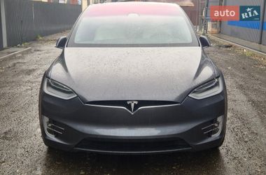 Позашляховик / Кросовер Tesla Model X 2020 в Коломиї