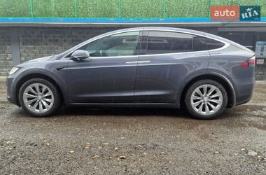 Позашляховик / Кросовер Tesla Model X 2020 в Коломиї