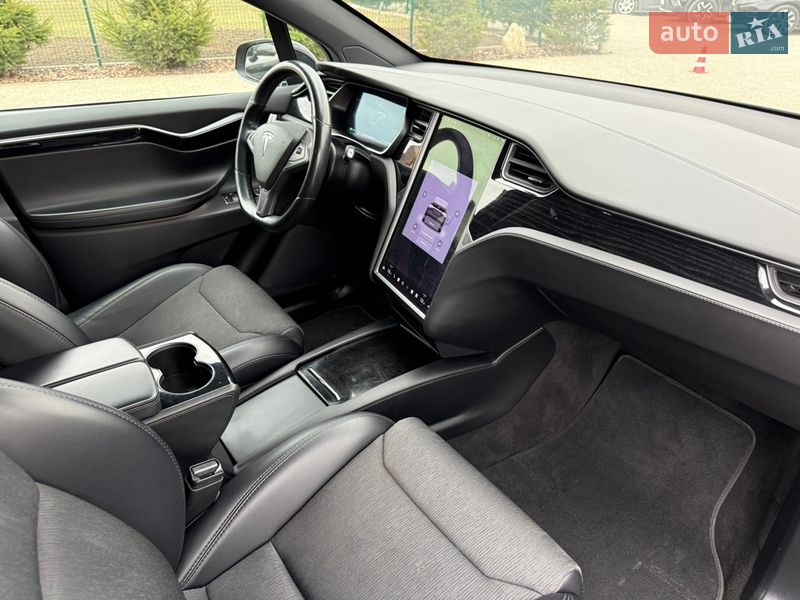 Позашляховик / Кросовер Tesla Model X 2018 в Тернополі фото 14 Позашляховик / Кросовер Tesla Model X 2018 в Тернополі
